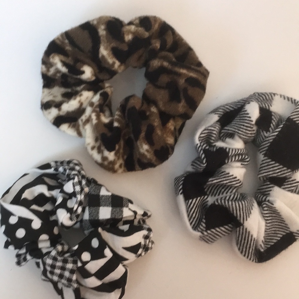 scrunchies hair ties